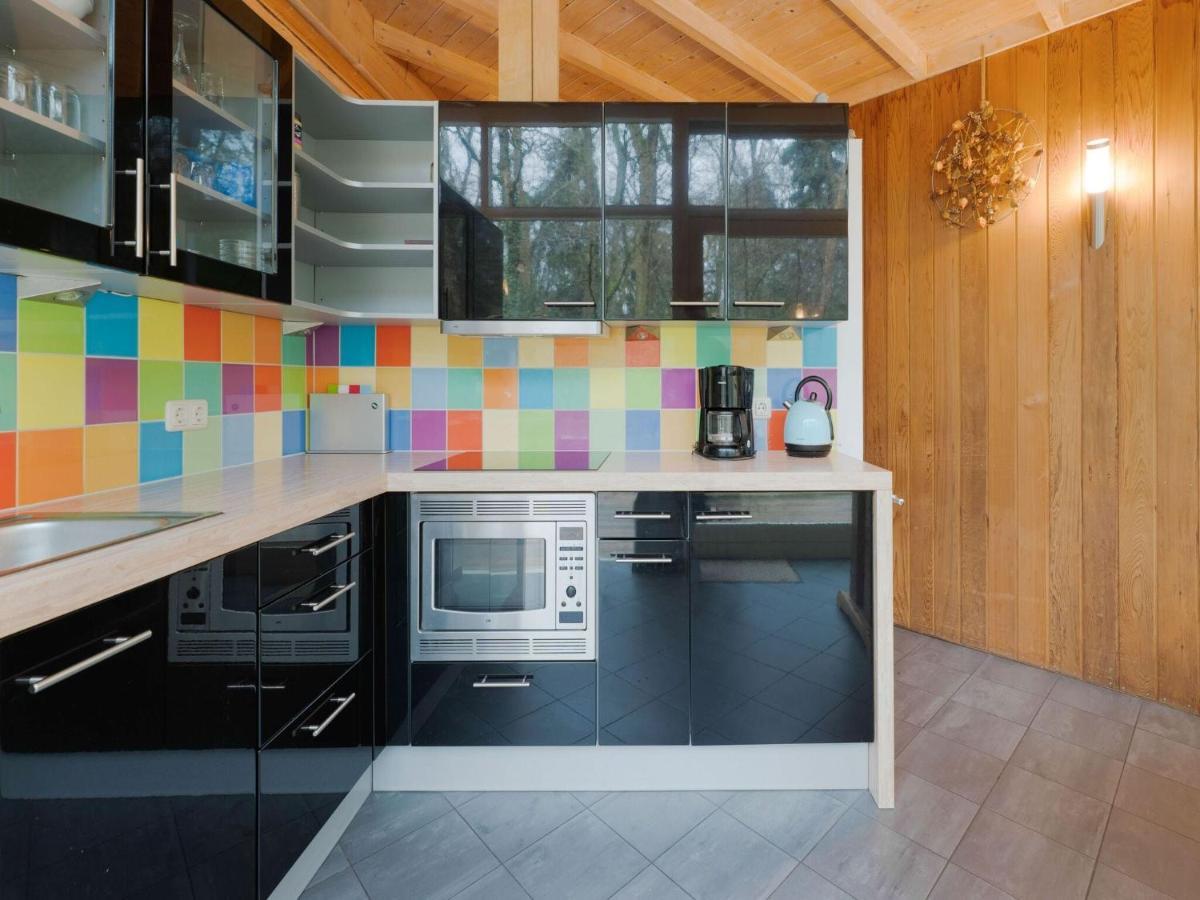 Idyllically Located Holiday Home In Norg With Sauna エクステリア 写真