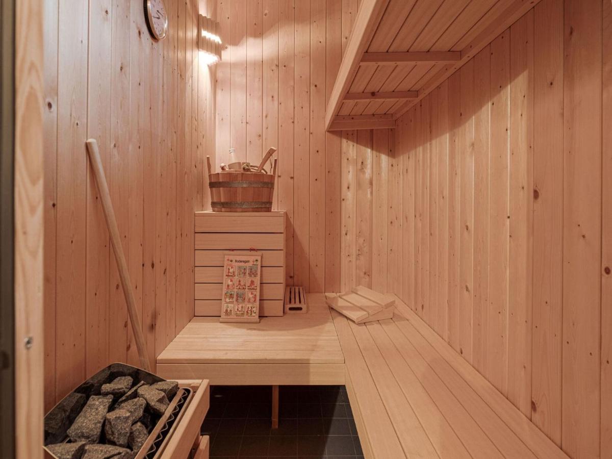 Idyllically Located Holiday Home In Norg With Sauna エクステリア 写真