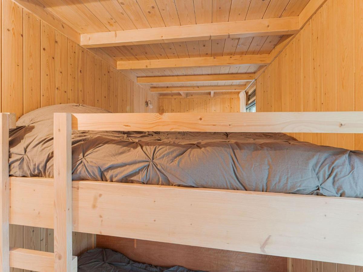 Idyllically Located Holiday Home In Norg With Sauna エクステリア 写真